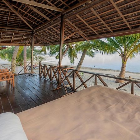 Nunukan Island Resort Maratua Island Екстериор снимка