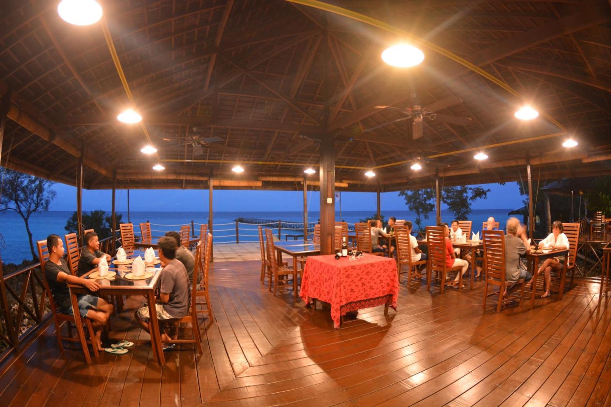 Nunukan Island Resort Maratua Island Екстериор снимка