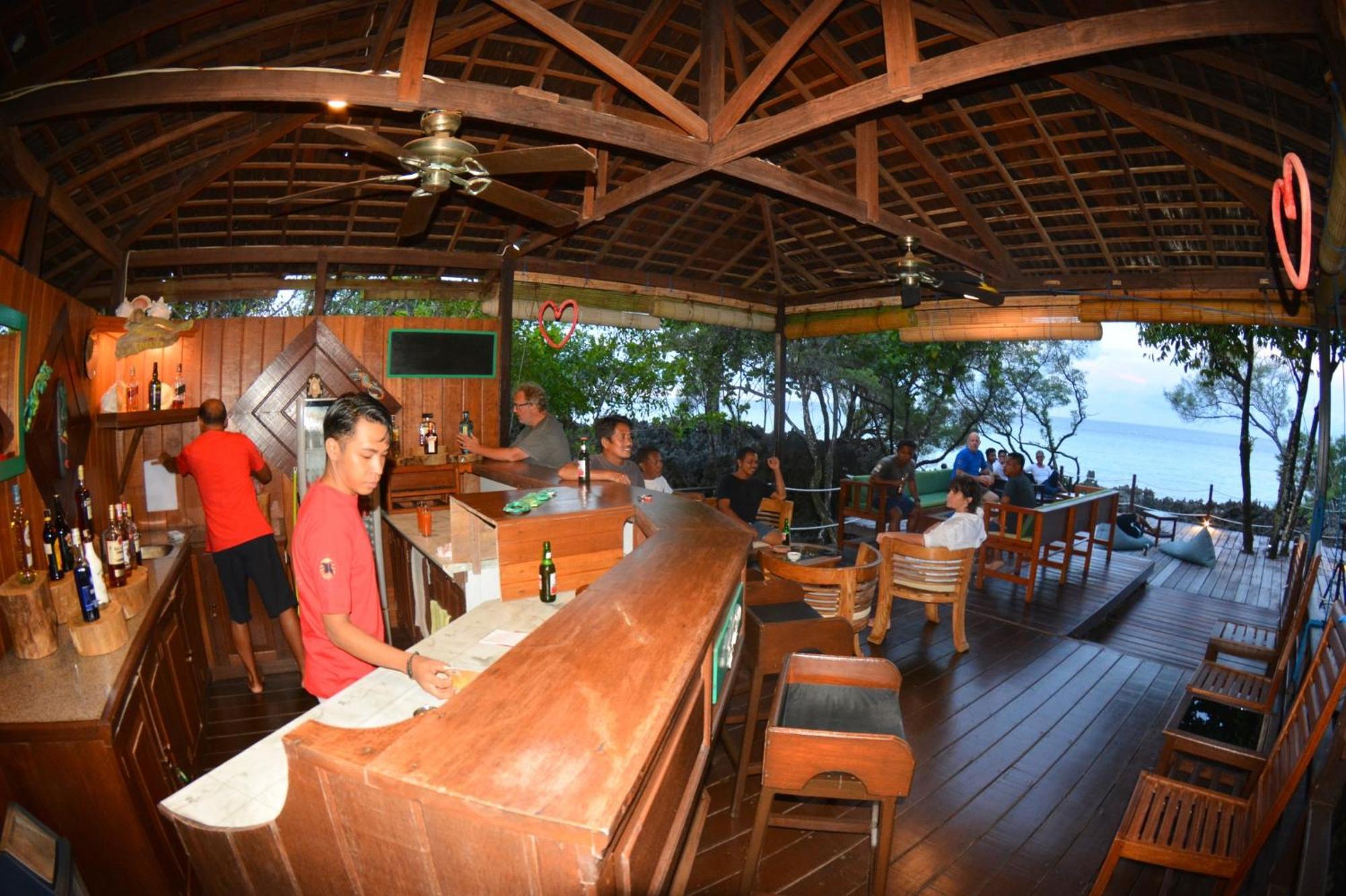 Nunukan Island Resort Maratua Island Екстериор снимка