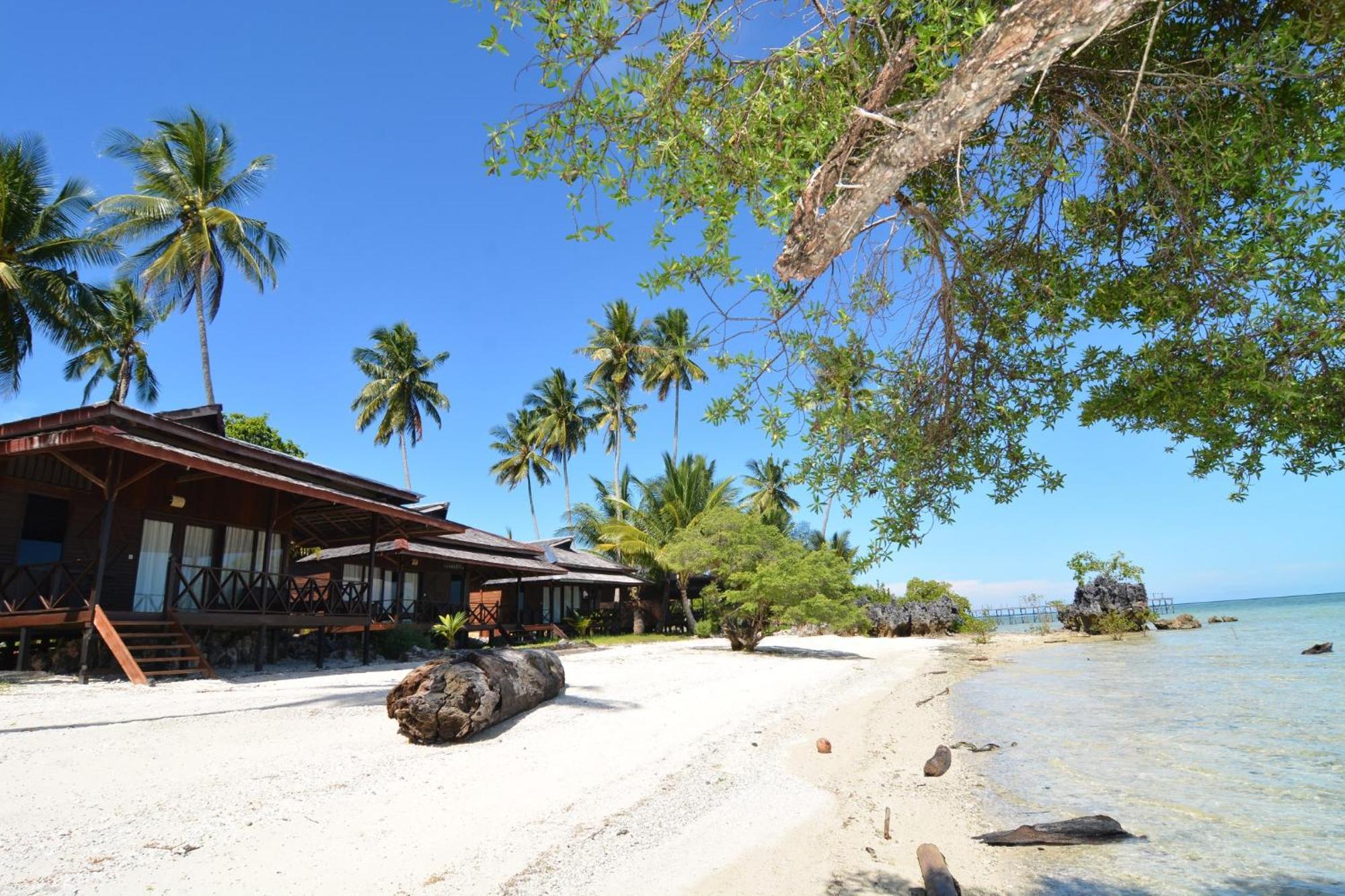 Nunukan Island Resort Maratua Island Екстериор снимка