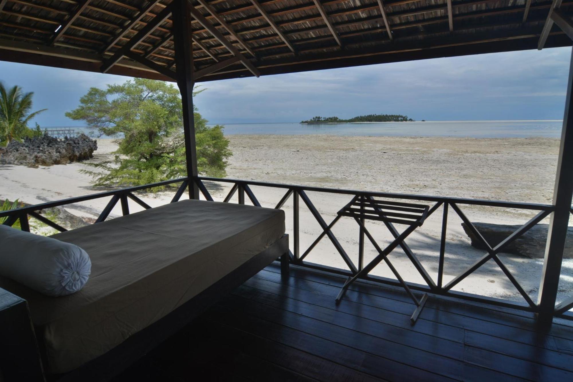 Nunukan Island Resort Maratua Island Екстериор снимка