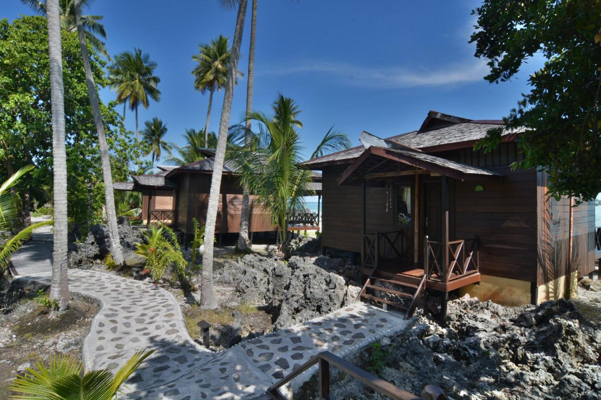 Nunukan Island Resort Maratua Island Екстериор снимка