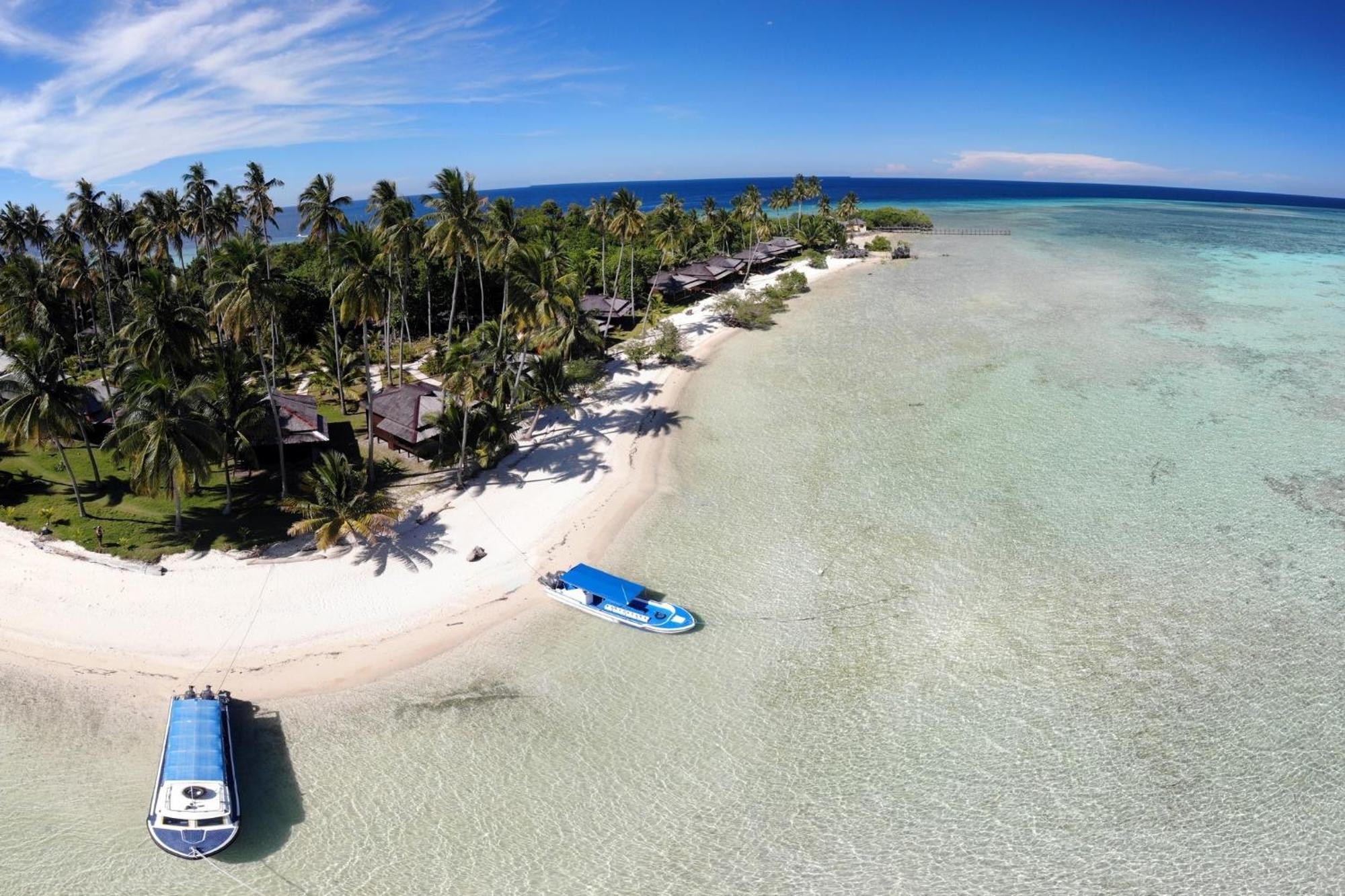 Nunukan Island Resort Maratua Island Екстериор снимка