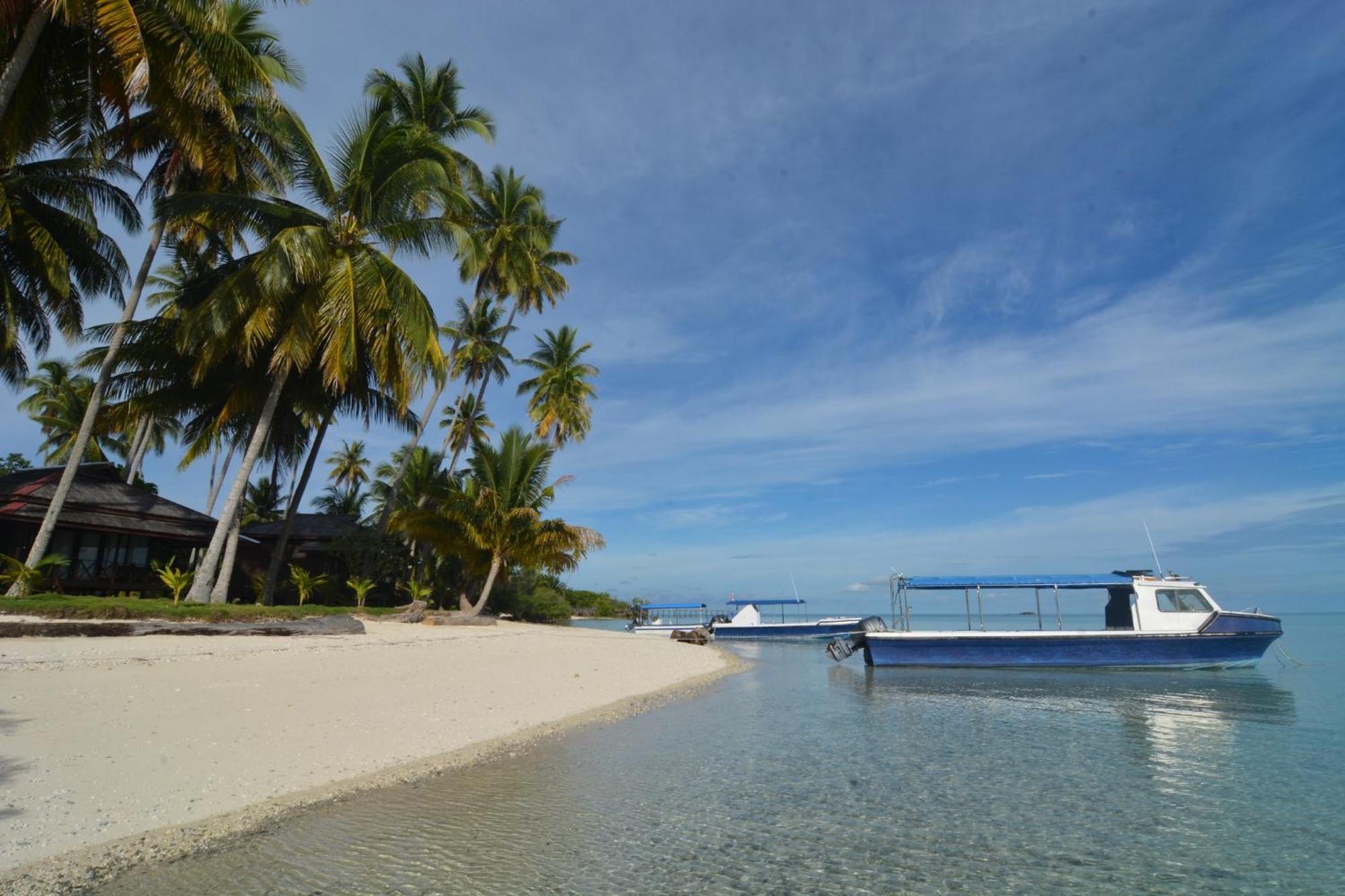 Nunukan Island Resort Maratua Island Екстериор снимка