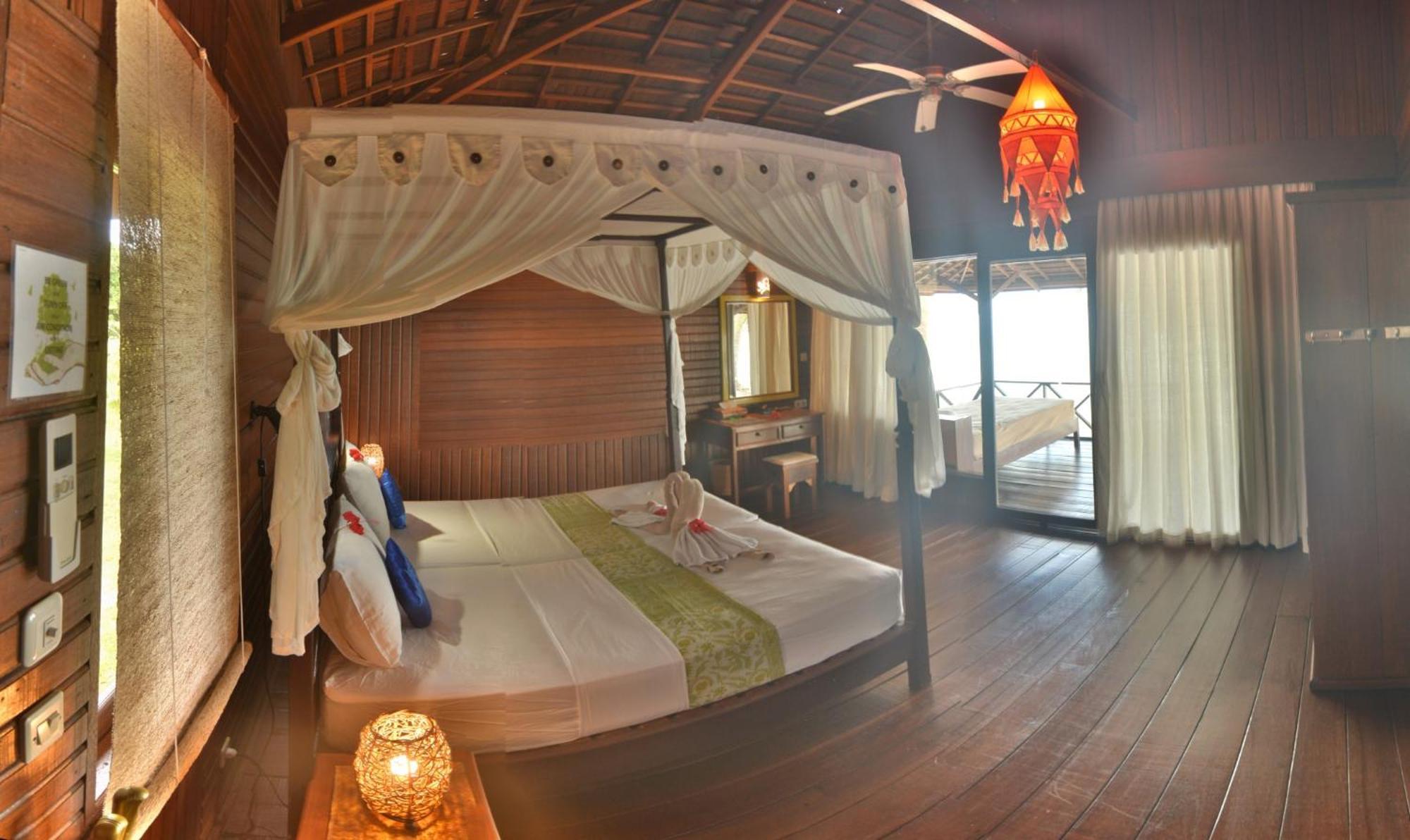 Nunukan Island Resort Maratua Island Екстериор снимка
