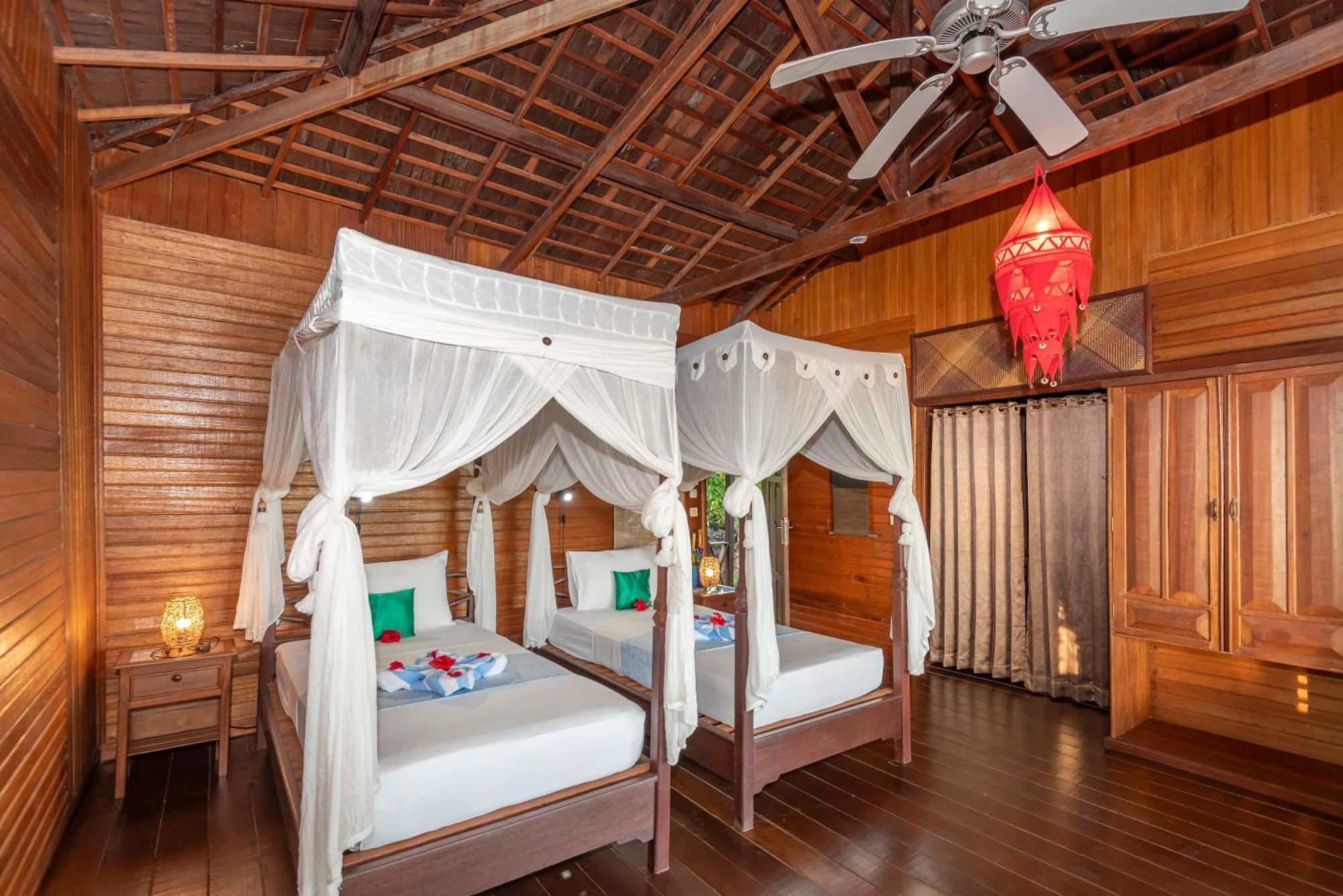 Nunukan Island Resort Maratua Island Екстериор снимка
