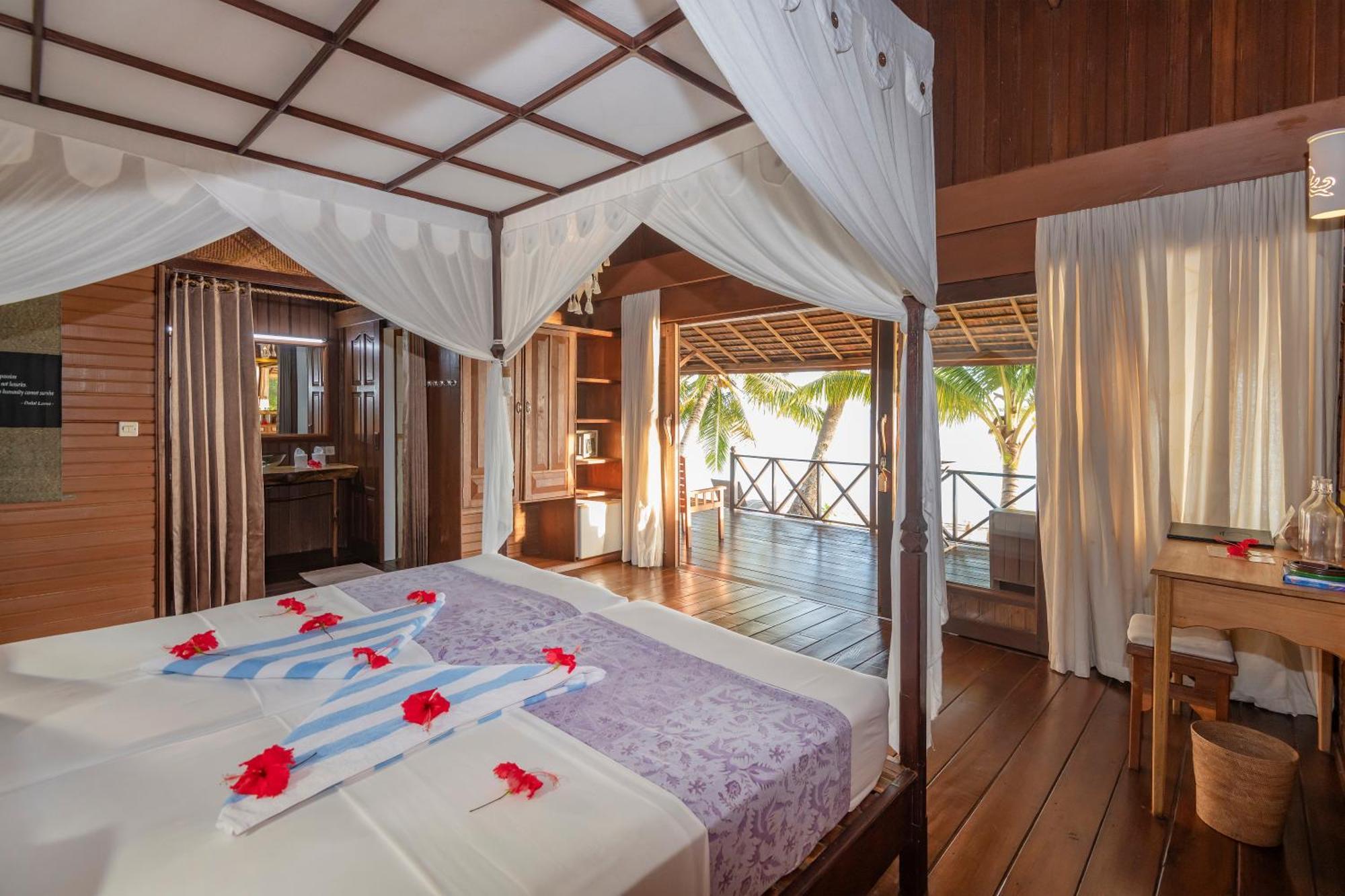 Nunukan Island Resort Maratua Island Екстериор снимка